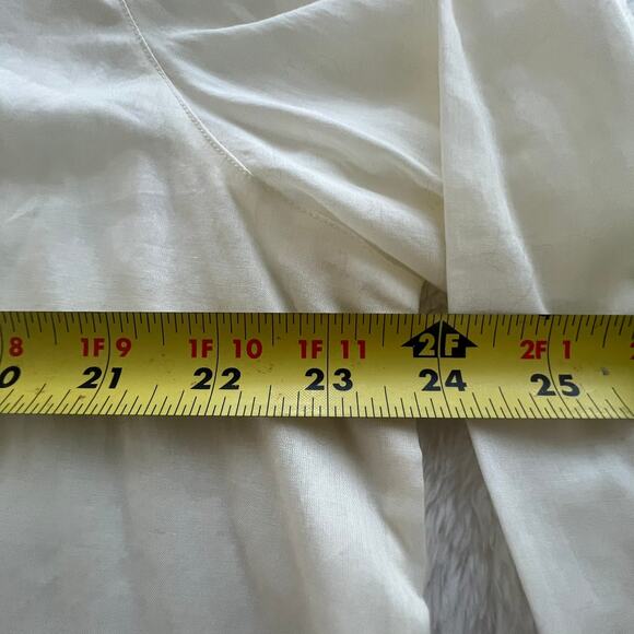 LAUREN Ralph Lauren Women’s White Embroidered Floral Trim Button Down Top Sz XL - Picture 9 of 11